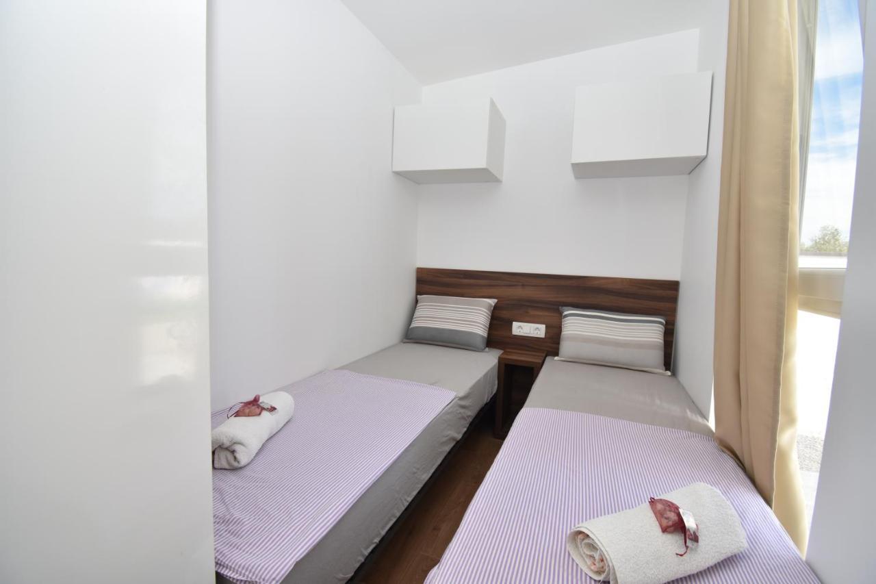 Resort Renjeland Sibenik Luaran gambar